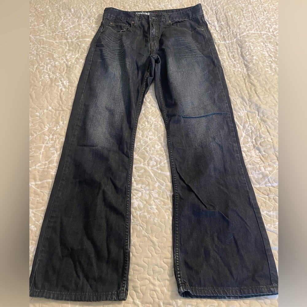 Men’s Urban Pipeline Loose Bootcut Jeans Size 32/32 Black colored Wash
